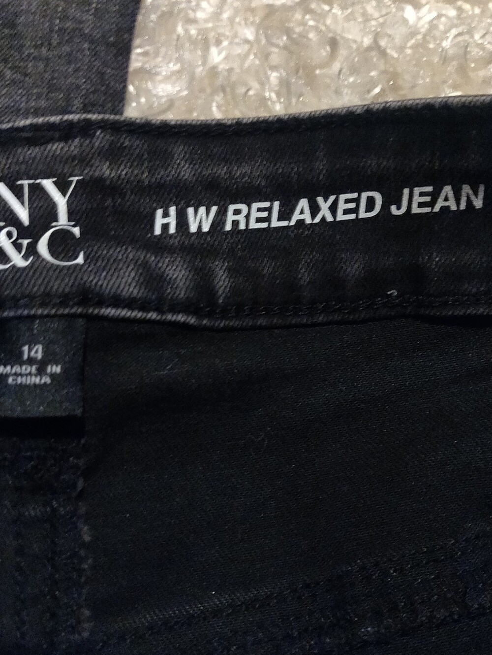 Women's NY&C HW Relaxed JeanHigh-Rise Black Wash Jeans - Picture 10 of 14